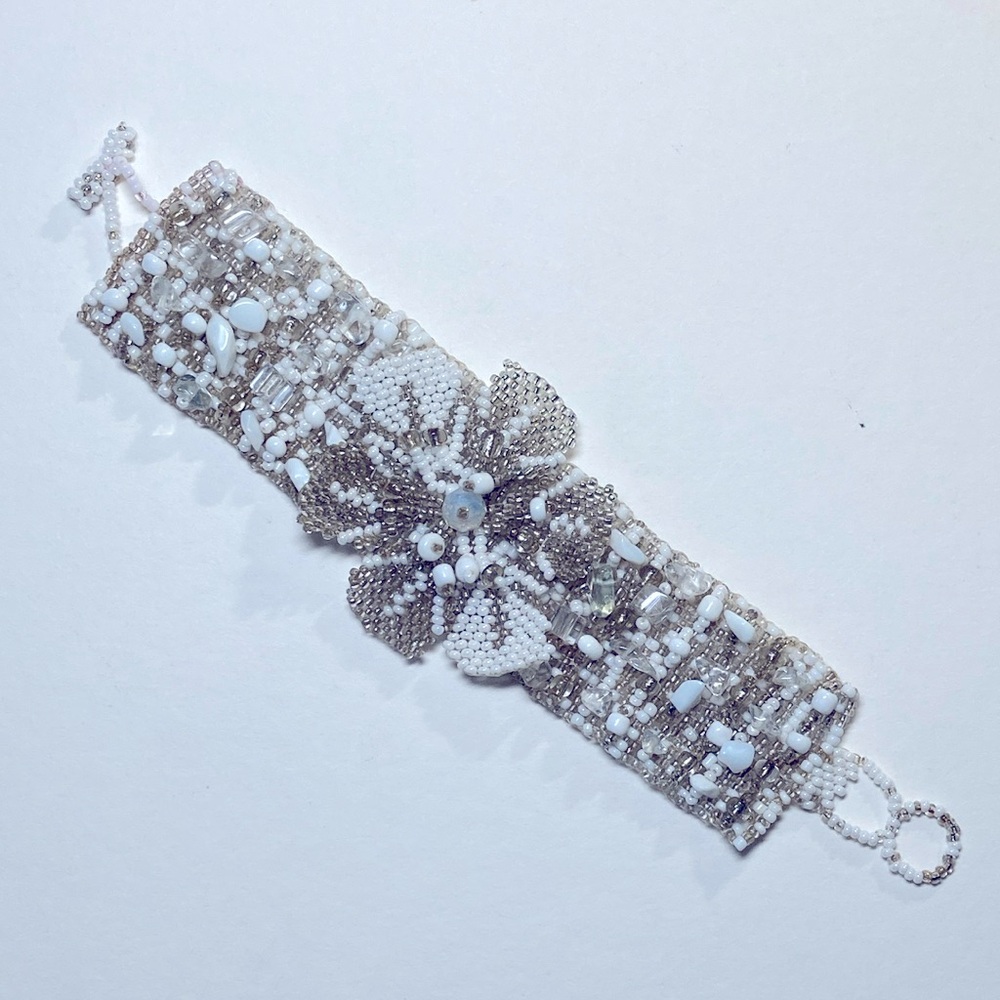 Elegant White & Silver Mexican Beaded Flower Bracelet from Yucatan, Mexico